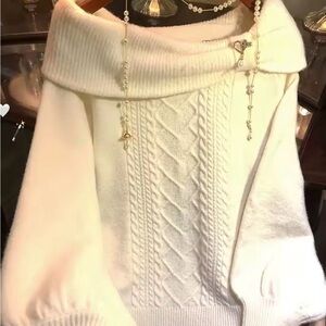 Cute Off-Shoulder knittwear